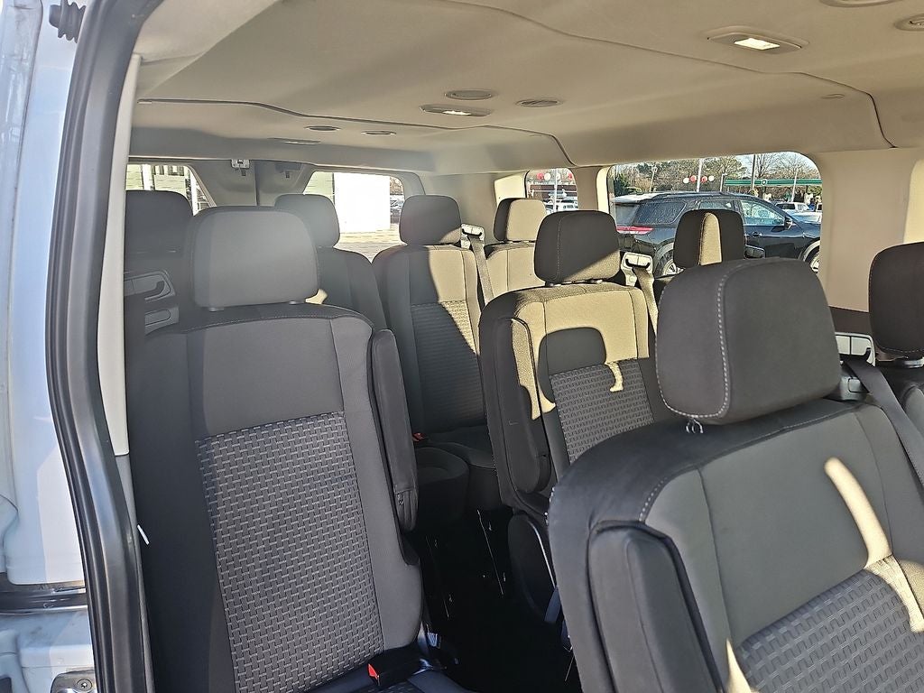 2022 Ford Transit Wagon XLT