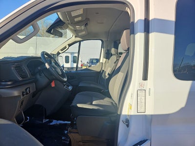 2022 Ford Transit Wagon XLT