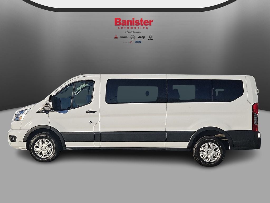 2022 Ford Transit Wagon XLT