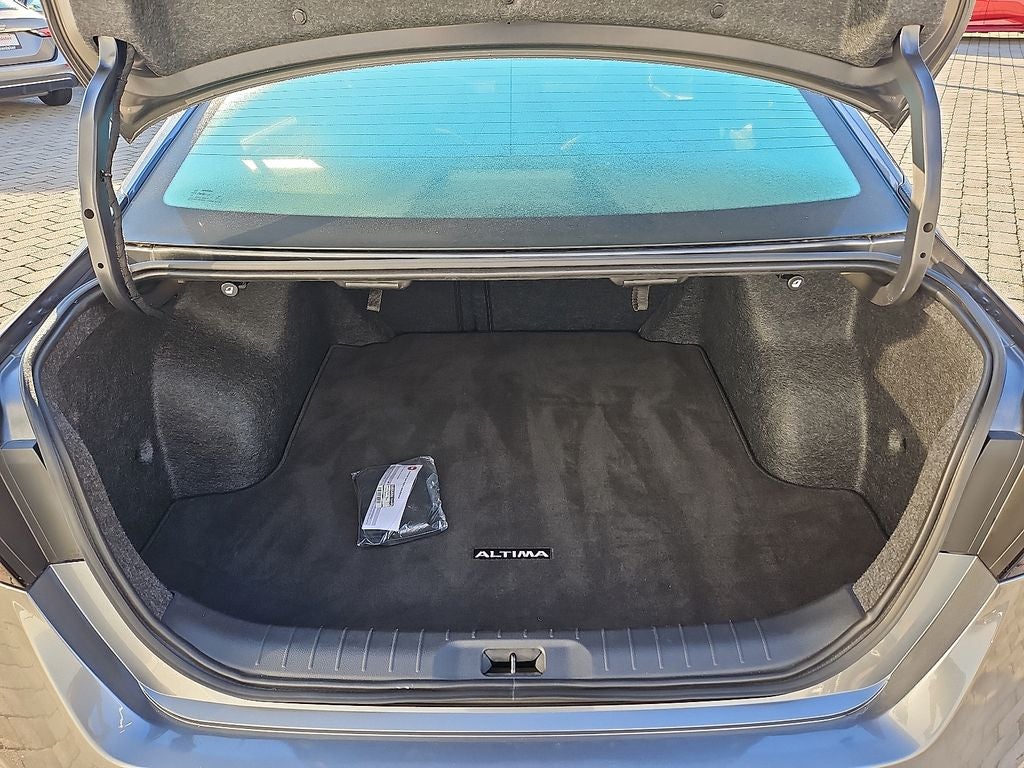 2025 Nissan Altima S