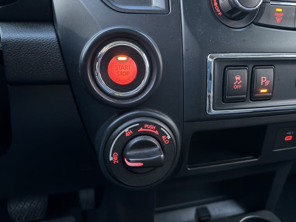 2023 Nissan Titan SV