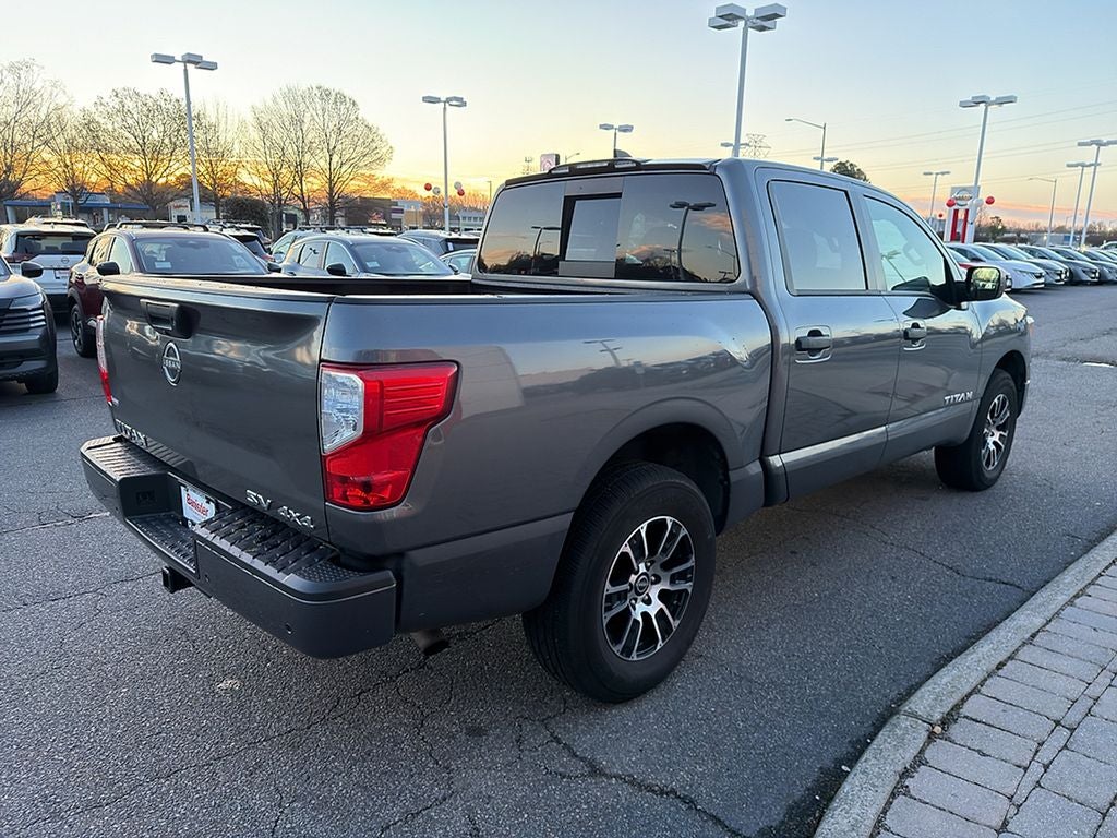 2023 Nissan Titan SV