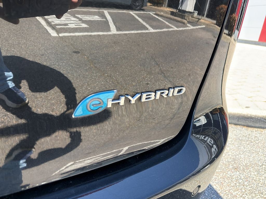 2023 Chrysler Pacifica Hybrid Touring L