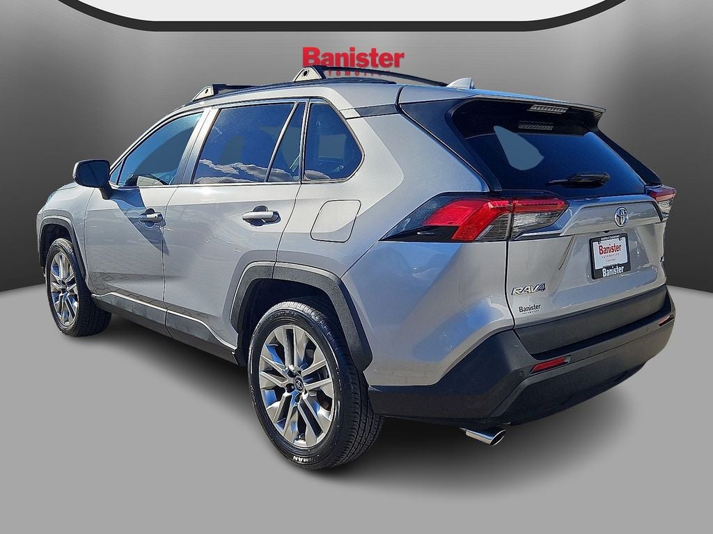 2019 Toyota RAV4 XLE Premium