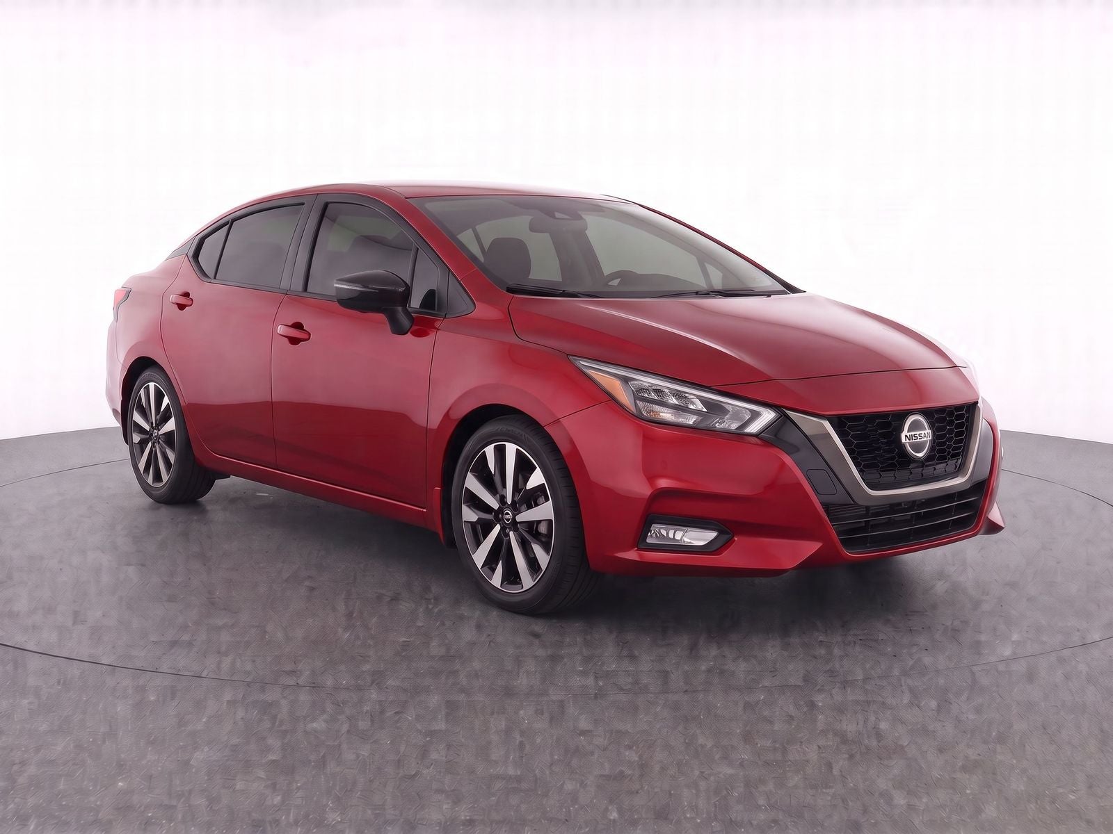 2020 Nissan Versa SR
