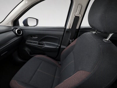 2020 Nissan Versa SR