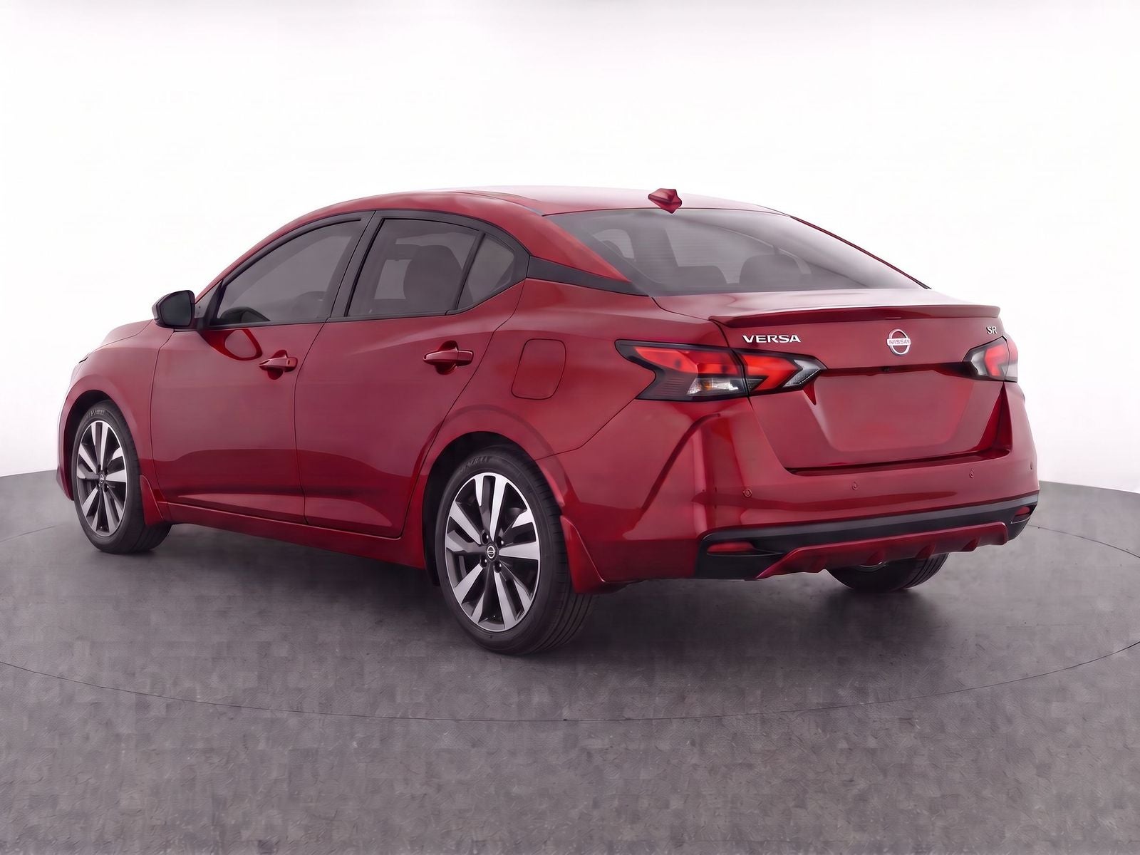 2020 Nissan Versa SR