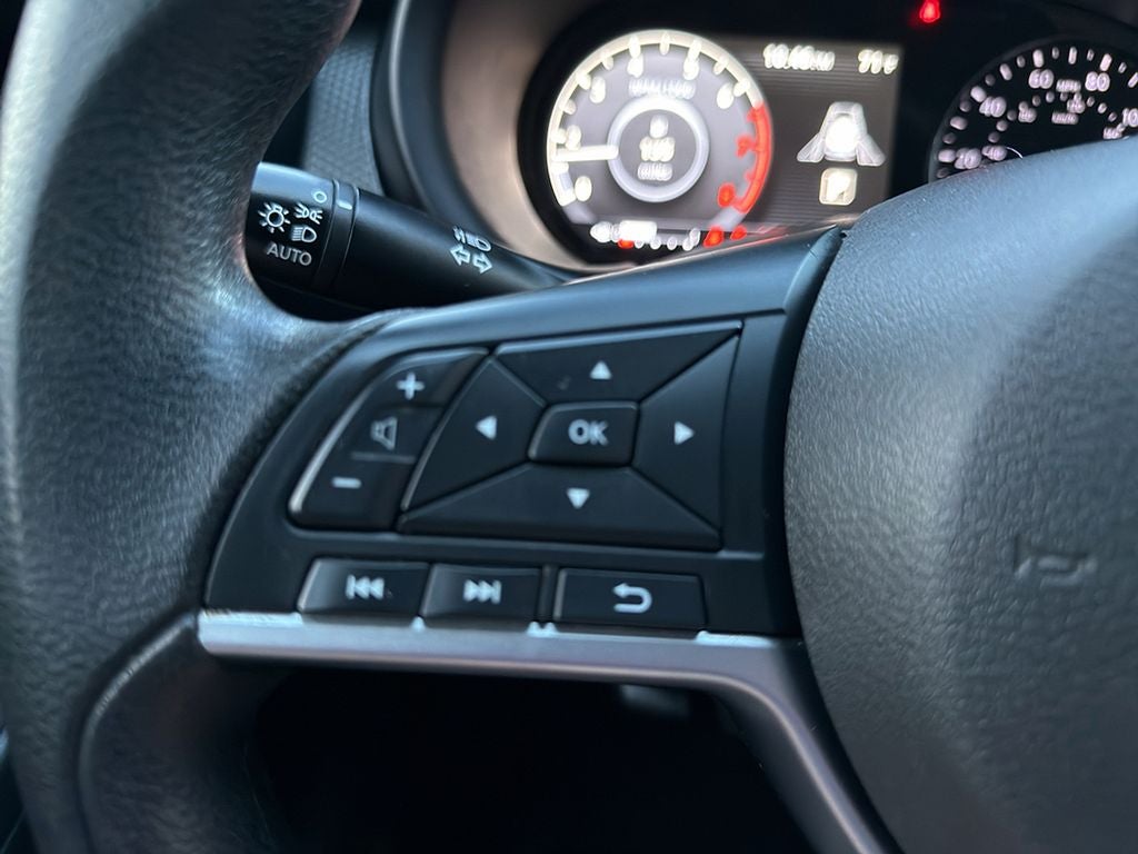 2022 Nissan Kicks SV