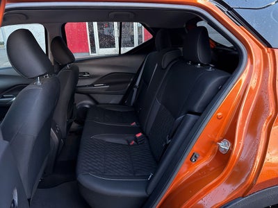 2022 Nissan Kicks SV