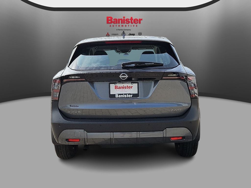 2025 Nissan Kicks S