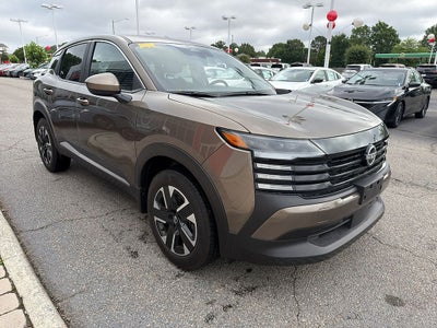 2025 Nissan Kicks SV