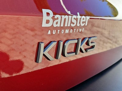 2025 Nissan Kicks SR
