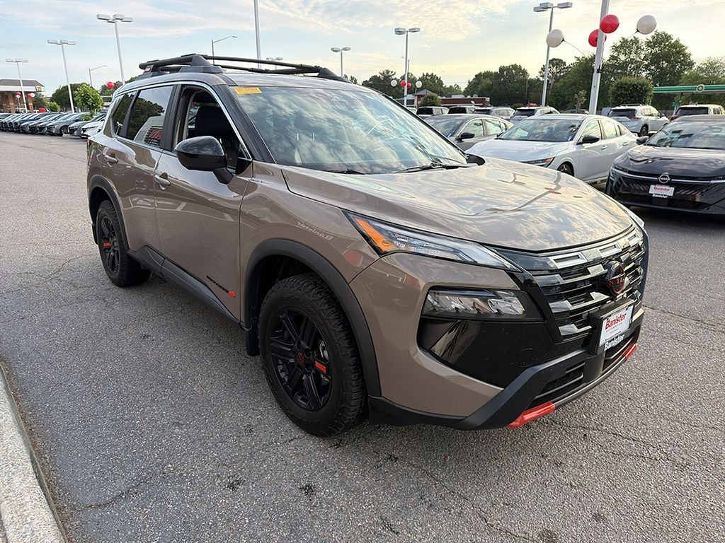 2025 Nissan Rogue Rock Creek