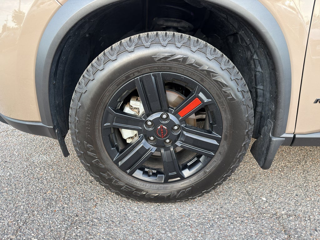 2025 Nissan Rogue Rock Creek