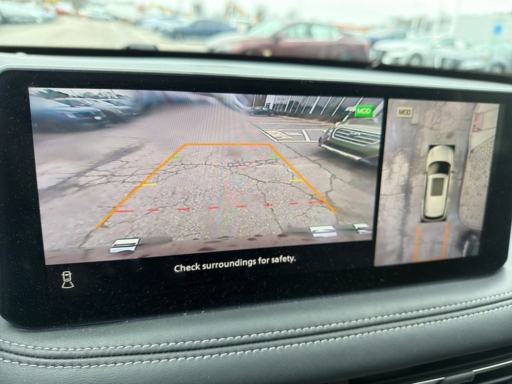 2023 INFINITI QX60 LUXE