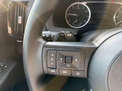 2025 Nissan Pathfinder S