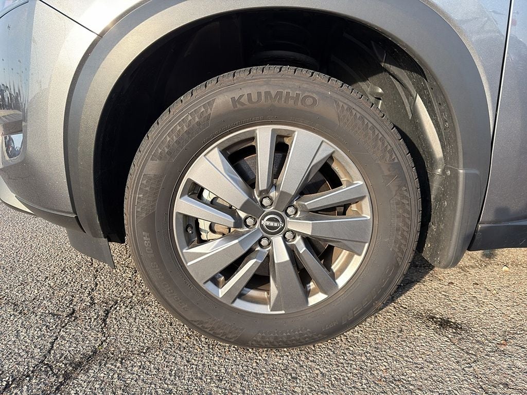 2025 Nissan Pathfinder S