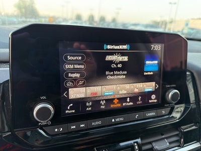 2024 Nissan Pathfinder SV