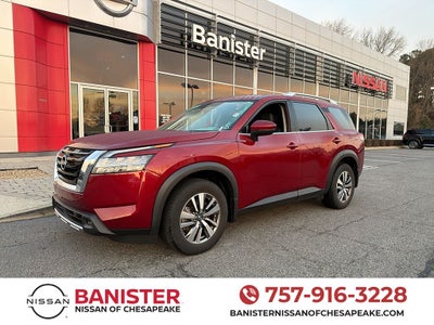 2023 Nissan Pathfinder SL