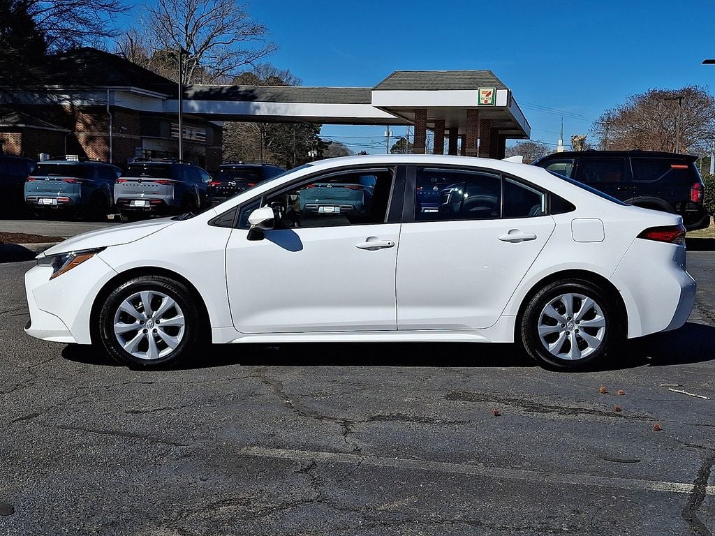 2022 Toyota Corolla LE