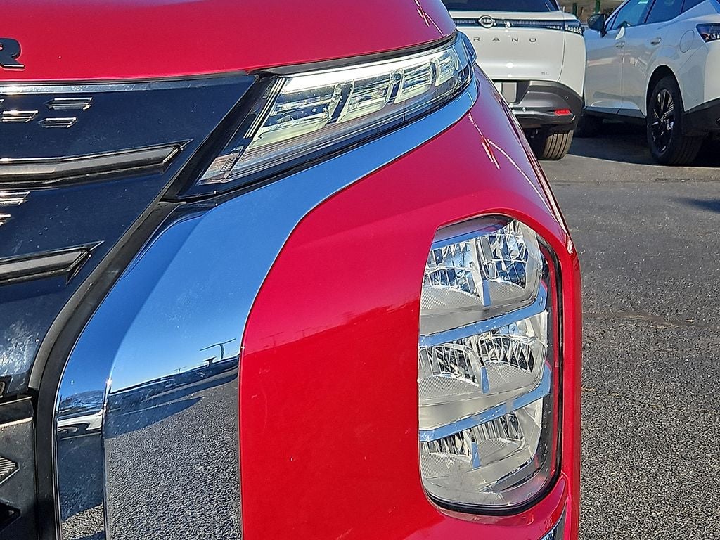 2023 Mitsubishi Outlander SE Black Edition