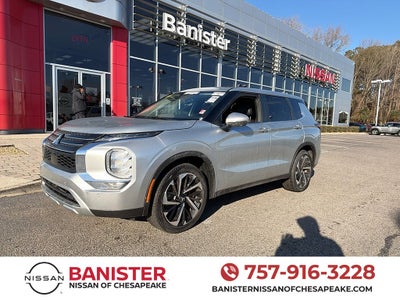 2024 Mitsubishi Outlander SE