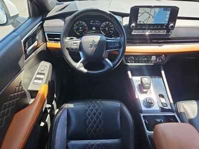 2024 Mitsubishi Outlander SEL