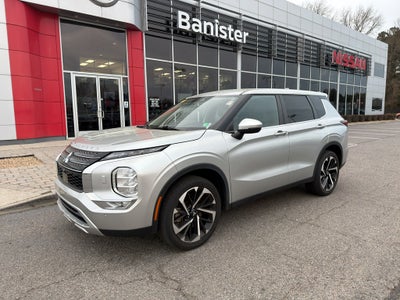 2022 Mitsubishi Outlander SE