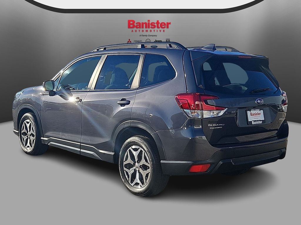 2022 Subaru Forester Premium