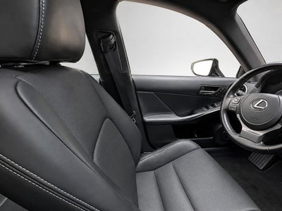 2022 Lexus IS 300 Base