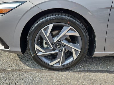 2024 Hyundai Elantra Limited