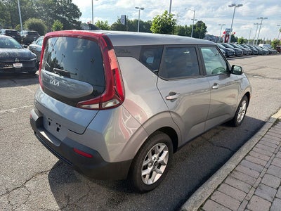 2022 Kia Soul LX