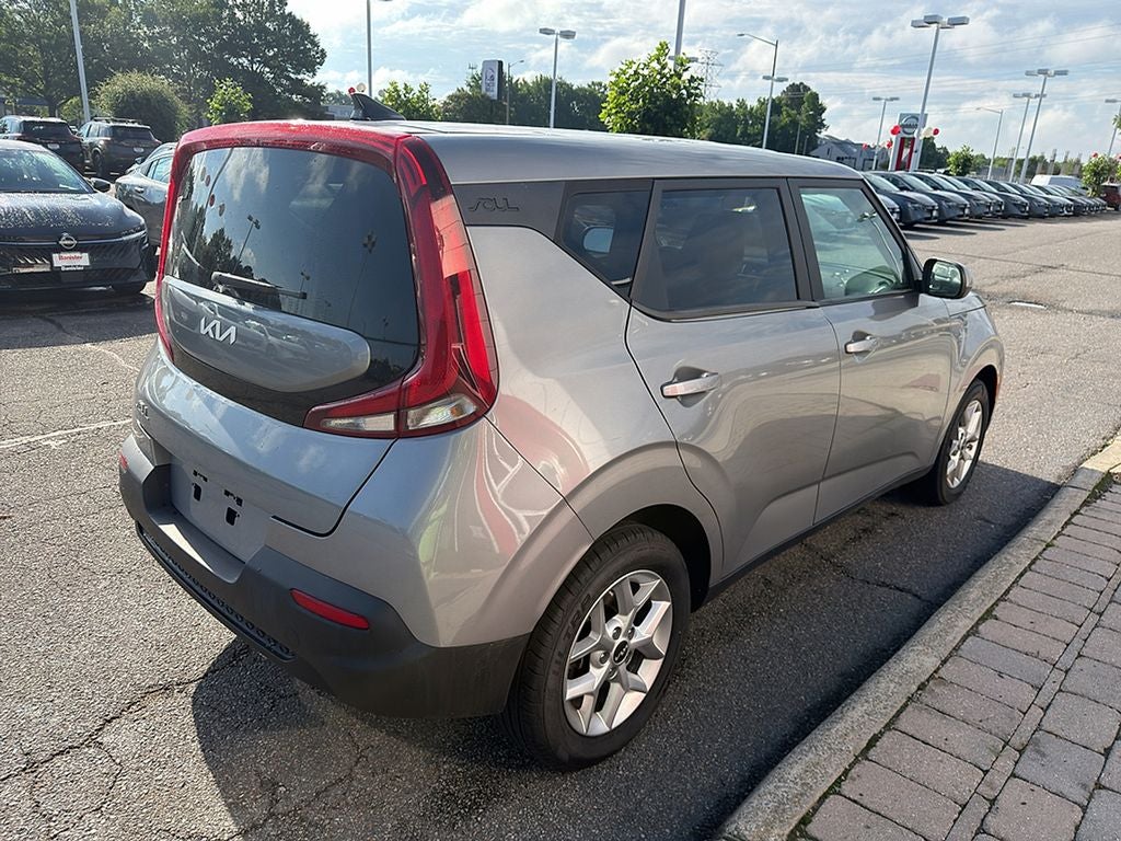 2022 Kia Soul LX
