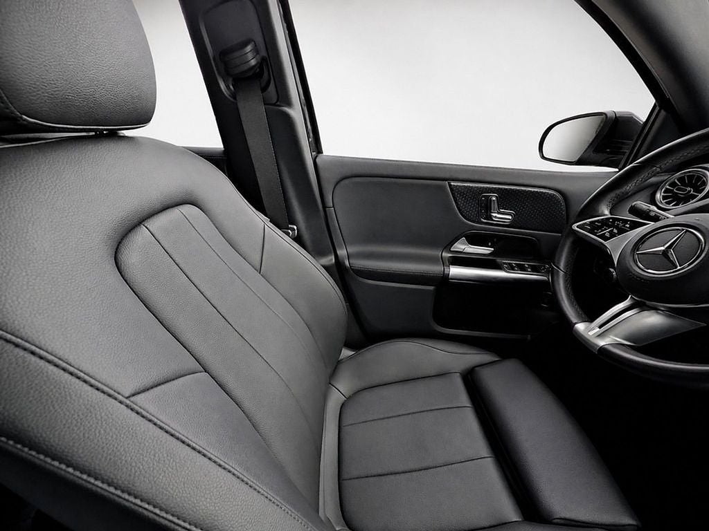 2025 Mercedes-Benz GLA 250
