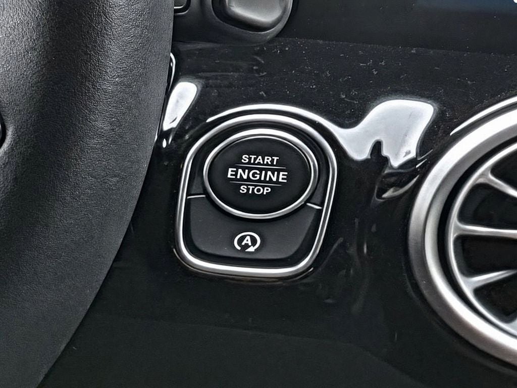 2025 Mercedes-Benz GLA 250