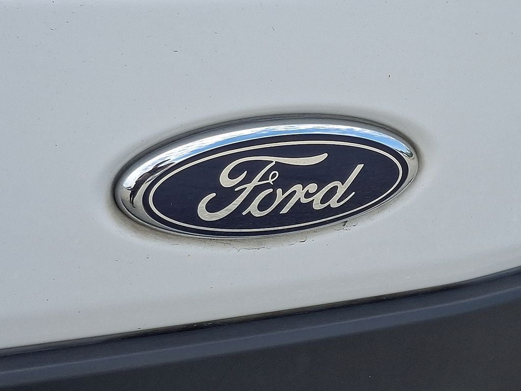 2023 Ford Transit Wagon XLT