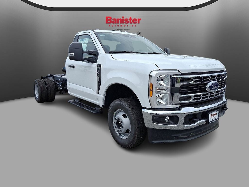 2025 Ford F-350 XLT