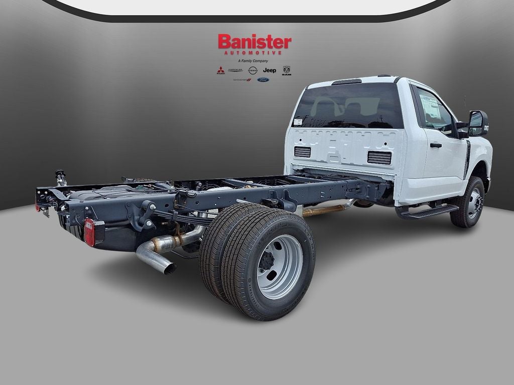 2025 Ford F-350 XLT