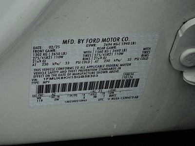 2025 Ford Explorer ST-Line