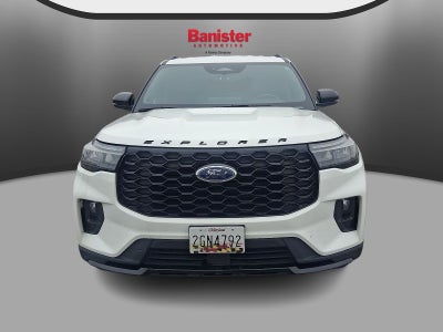 2025 Ford Explorer ST-Line