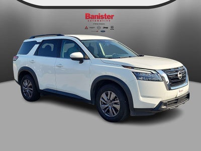 2024 Nissan Pathfinder SV