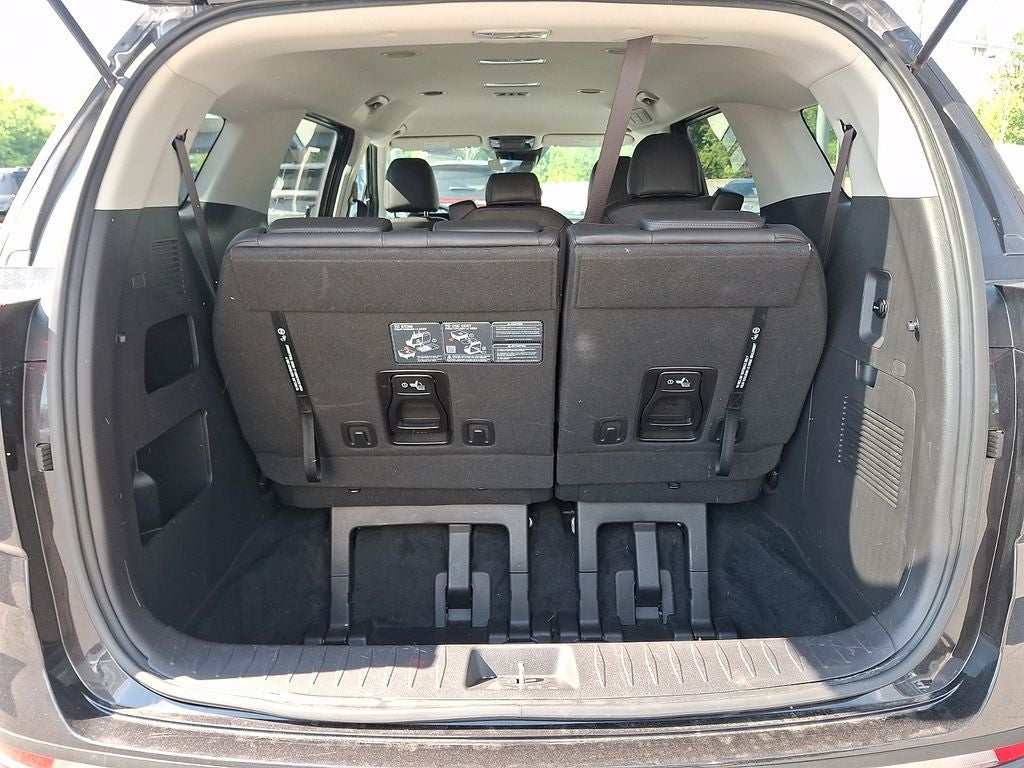2024 Kia Carnival LX