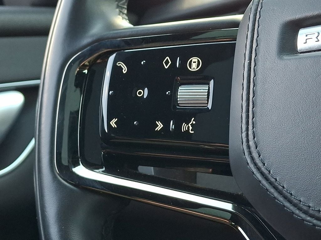 2025 Land Rover Range Rover Velar Dynamic SE