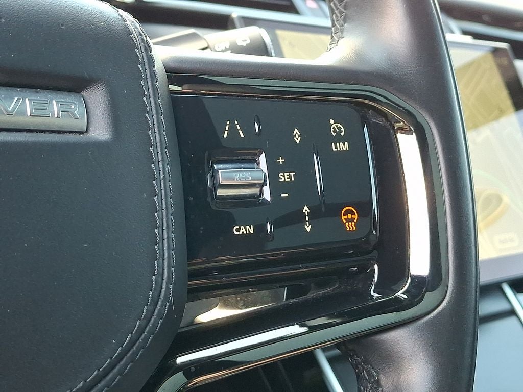 2025 Land Rover Range Rover Velar Dynamic SE