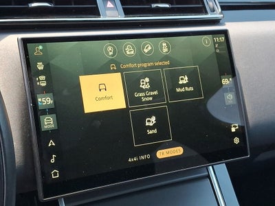 2025 Land Rover Range Rover Velar Dynamic SE