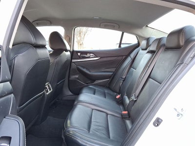 2023 Nissan Maxima SV