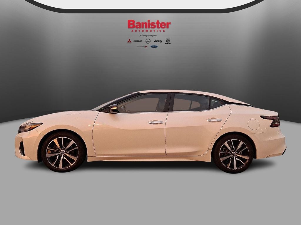 2023 Nissan Maxima SV