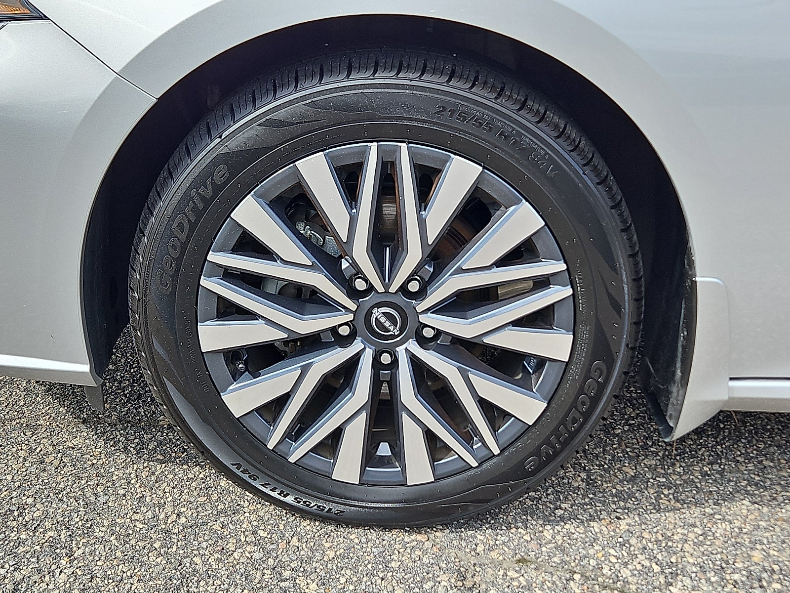 2025 Nissan Altima SV