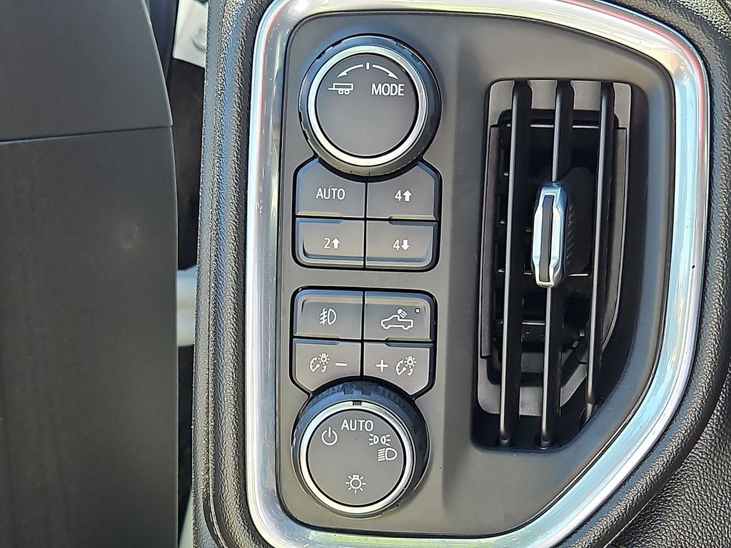 2021 Chevrolet Silverado RST