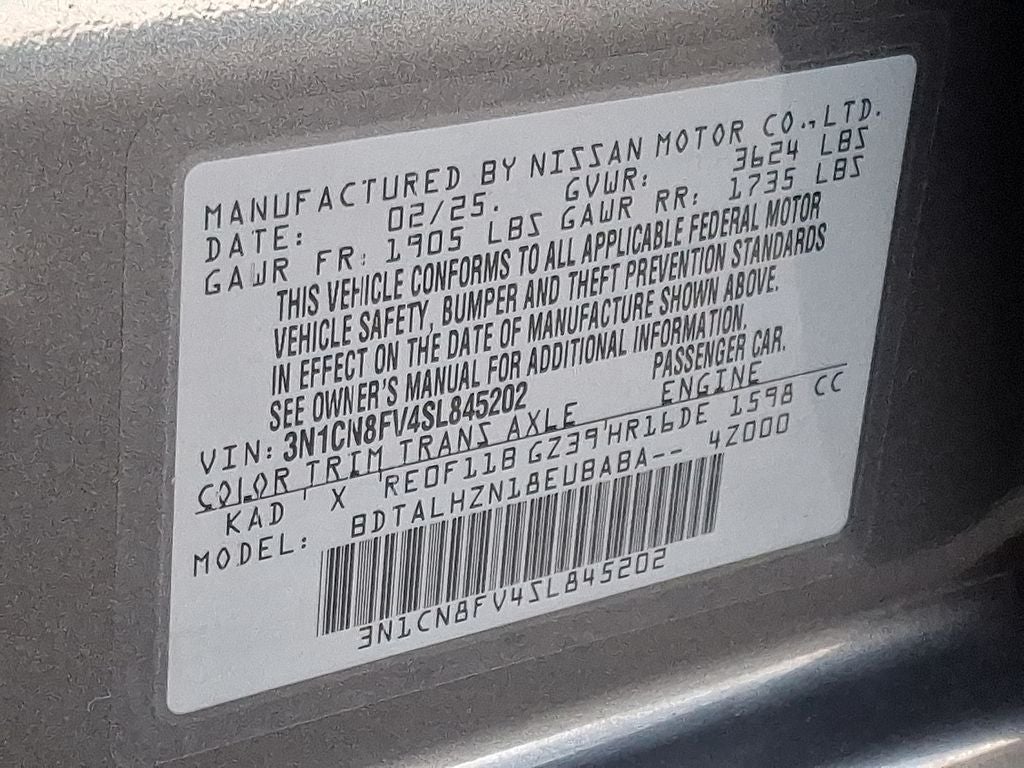 2025 Nissan Versa SR